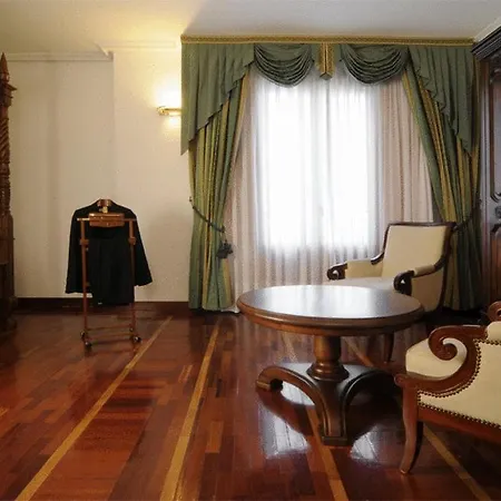 Ii Virrey 4* 엘부르고데오스마