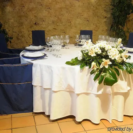 호텔 Ii Virrey 엘부르고데오스마