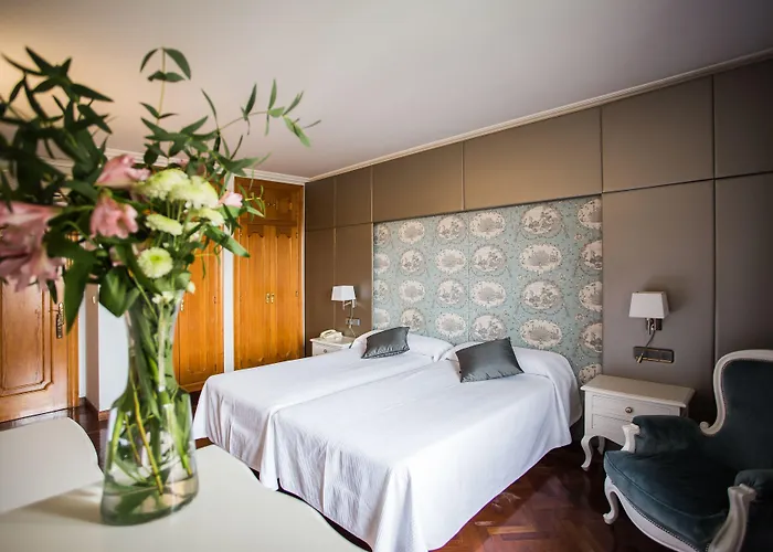 فندق Ii Virrey 4*